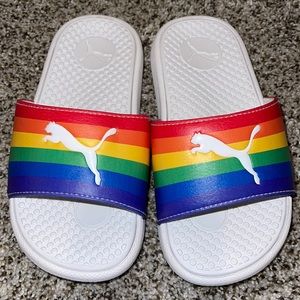 Youth Puna Rainbow Slip On Sandals NWOT
